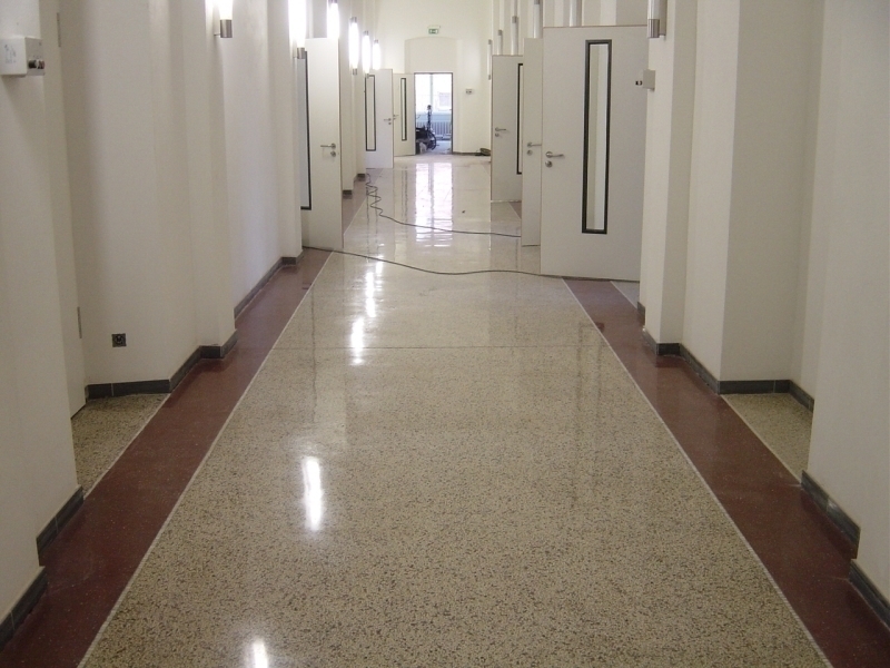 Terrazzo Flur nachher – wie neu