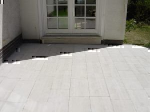Travertin-2p2Steindoktor_61ad5c6f Travertin reinigen Berlin – Privathaus Zehlendorf Nachher